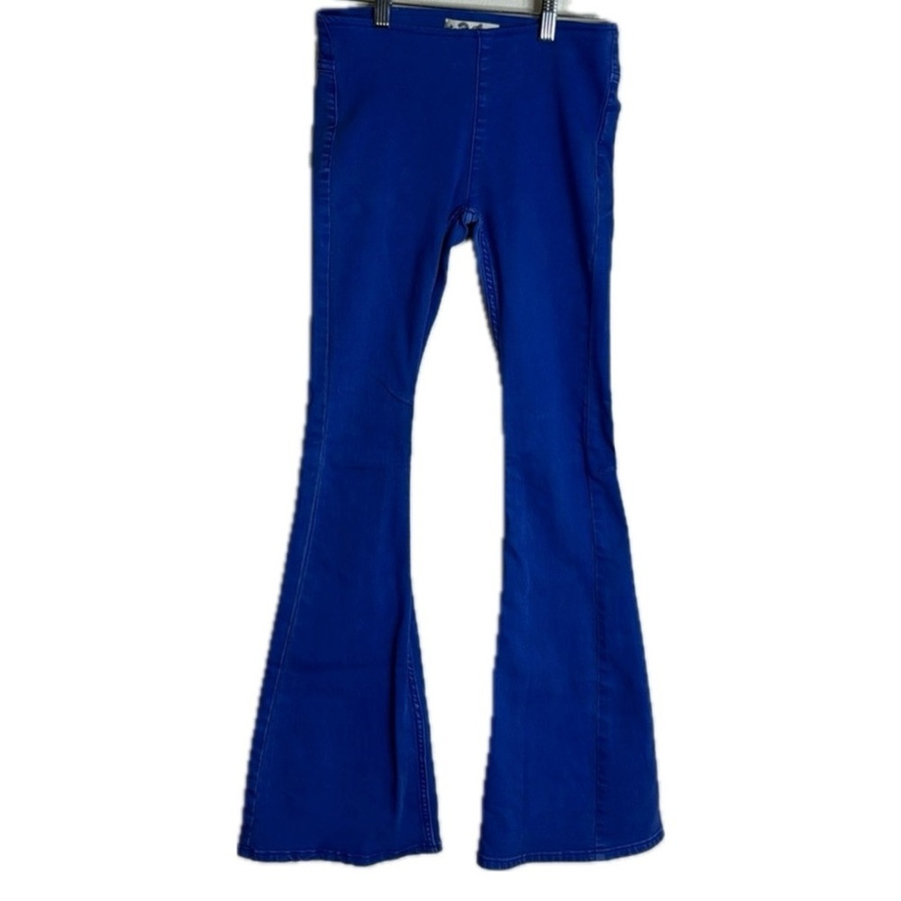 Free people we theâ free penny flare elastic waist jeans size 2